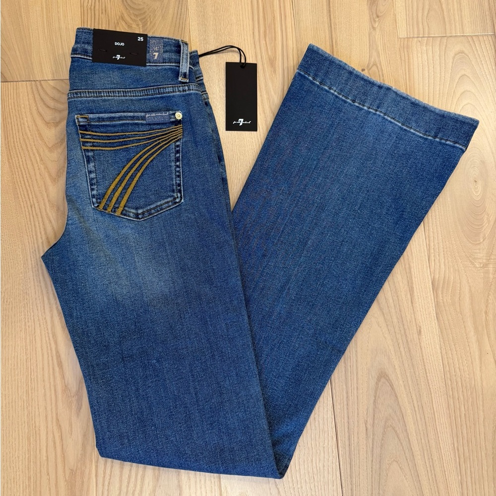 Long! 7 For All Mankind Dojo Original Jeans Women Flare Leg Trousers NWT Size 25 - Picture 2 of 13